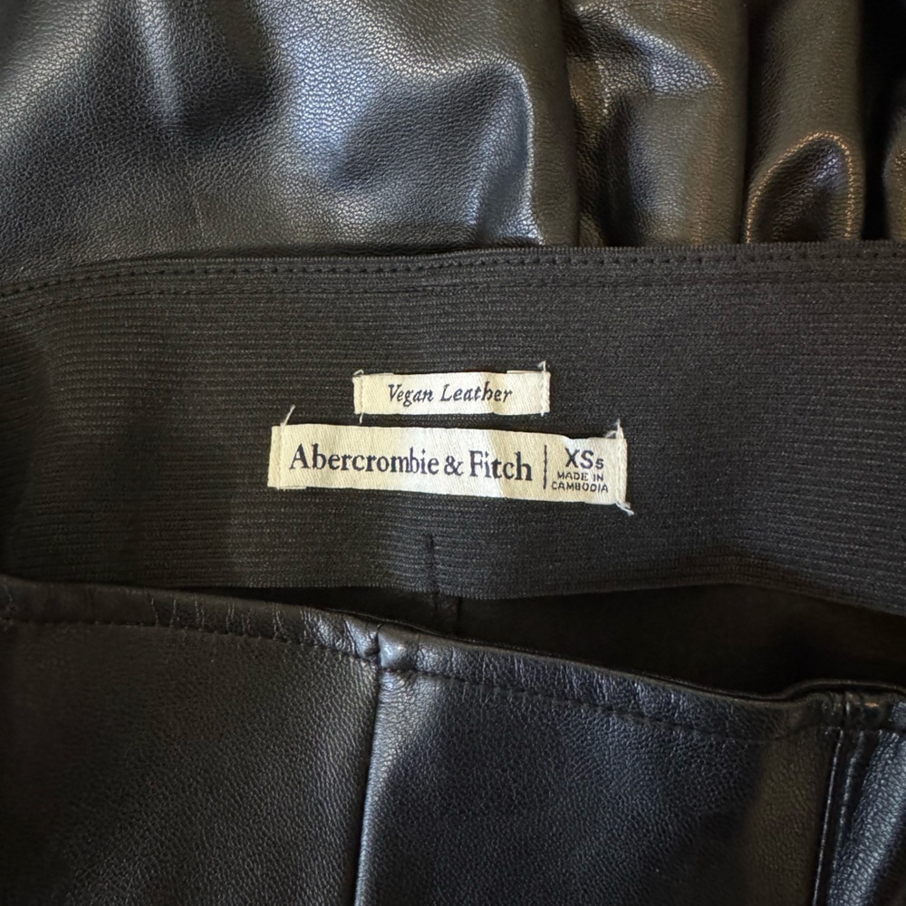 Abercrombie & Fitch Vegan Leather Pants - Black - Picture 4 of 4